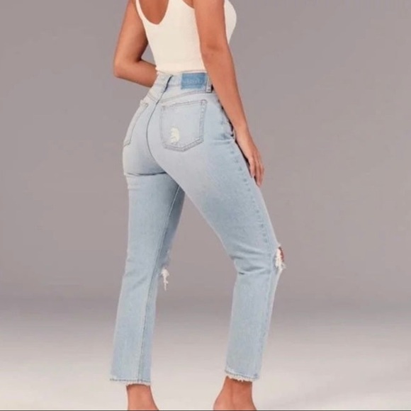 A&F ‘the skinny high rise’ - light destroyed - Picture 1 of 4